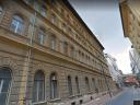Budapesten, a VIII. kerületben, a Corvin Pláza mellett 39 m²-es galériás lakás eladó