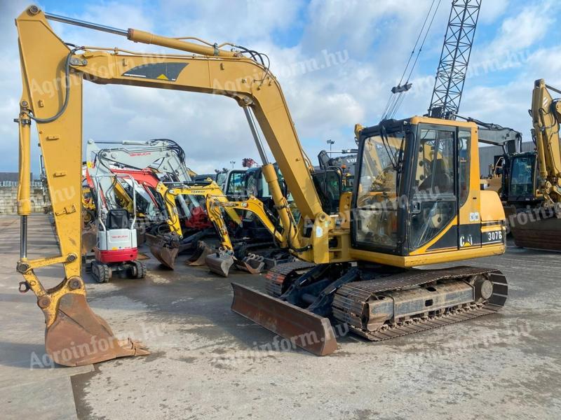 Caterpillar 307B / 2000 / 15 778 üzemóra / Lízing 20%-tól