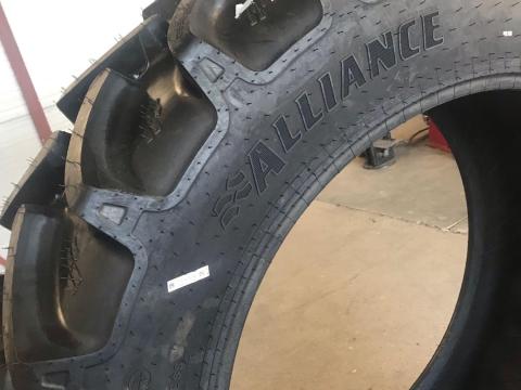 15.5R38 alliance 15.5R38 alliance