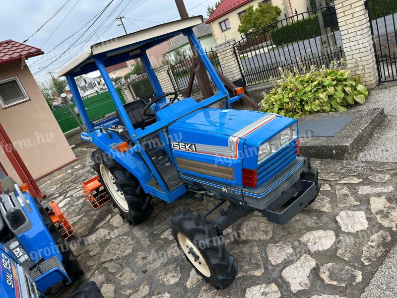 Iseki Land Leader 215 4X4 japán traktor