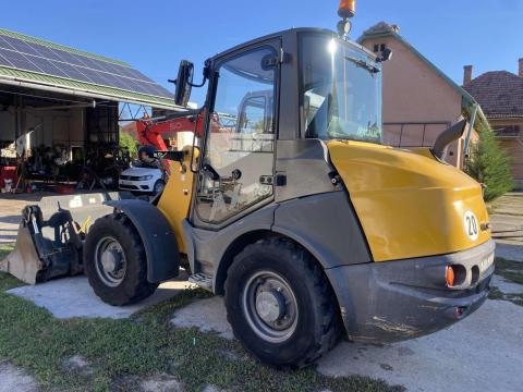 Ahlmann Mecalac AX700 önjáró homlokrakodó eladó Ahlmann Mecalac AX700 önjáró homlokrakodó eladó
