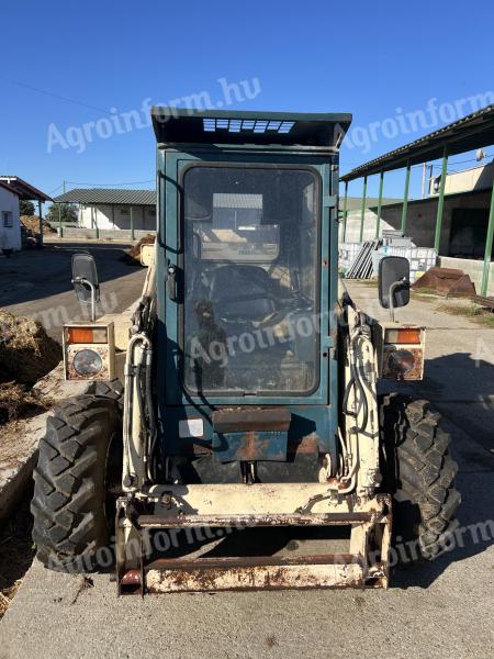 Locust 750 w