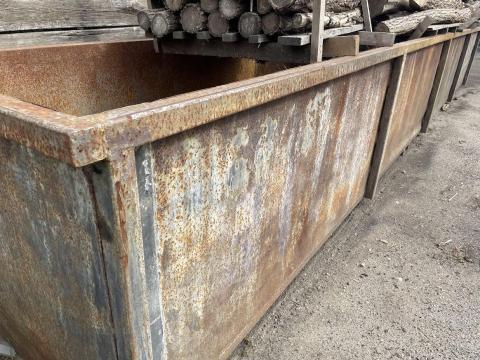 Fém merítőkád eladó – 7 m³,  azonnal vihető