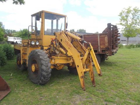 UN 053 rakodógép alkatrészei eladók UN 053 rakodógép alkatrészei eladók