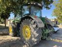 Felújított motorral rendelkező JD 8320R traktor eladó