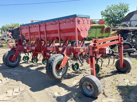 Komáromi ABK 006 sorközművelő kultivátor