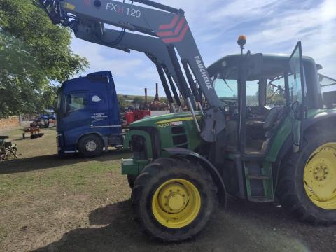 John Deere 6330 eladó jó állapotban John Deere 6330 eladó jó állapotban