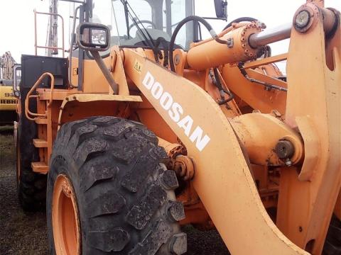 Doosan homlokrakodó Doosan homlokrakodó