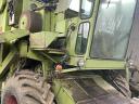 Claas Dominator 105