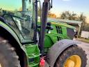 John Deere 6210R traktor