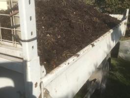 Minőségi trágya szállítás Herceghalmi kiskertekbe