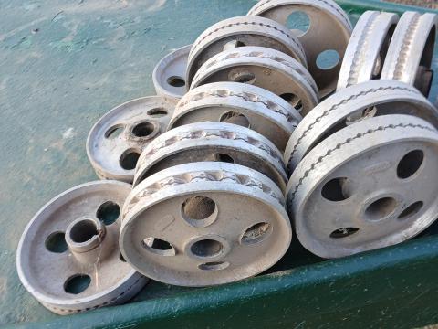 Eladó aprómag vetőgép