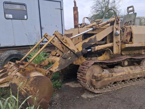 Cat dozer ,rakódógép