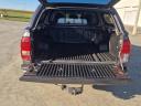 Toyota Hilux terepjáró újszerű állapotban eladó