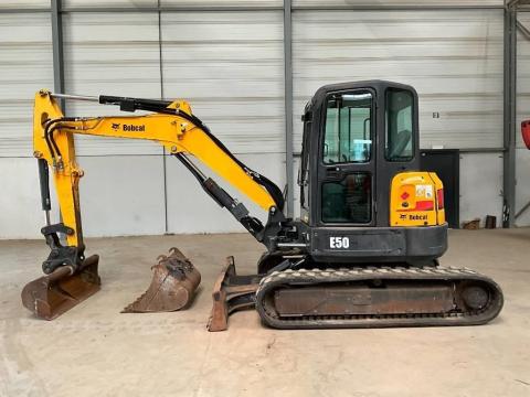 Bobcat E50 2016 | 4 055 üzemóra | Lízing már 20%-tól Bobcat E50 2016 | 4 055 üzemóra | Lízing már 20%-tól