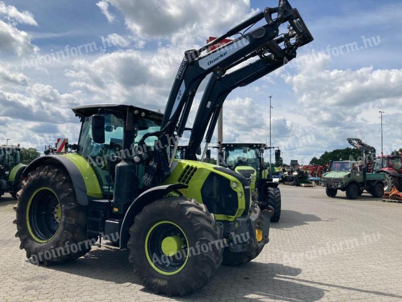 Claas Arion 660 C-Matic Cebis + Quicke Q6M homlokrkaodó