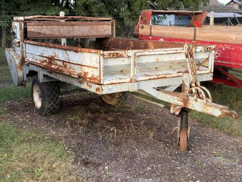 3 tonna rakodósúlyú szervestrágyaszóró