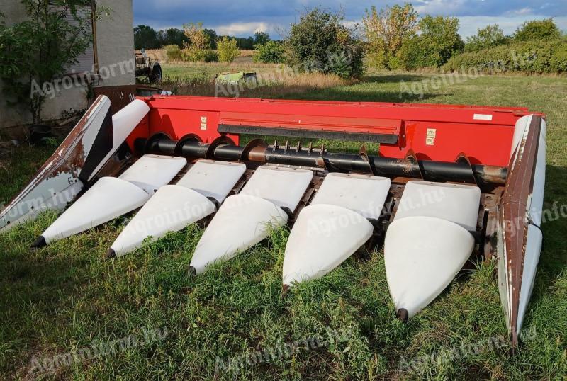 Oros 6211+SA kukorica asztal Claas felfogatással