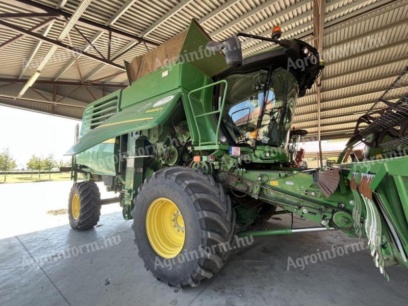 John Deere W650 kombájn eladó