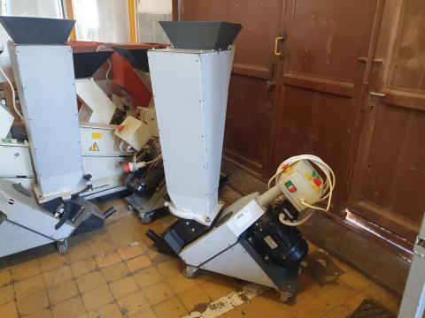 Ipari aprítógép, Dipre G130 A7 több darab, jó állapotban eladók Ipari aprítógép, Dipre G130 A7 több darab, jó állapotban eladók