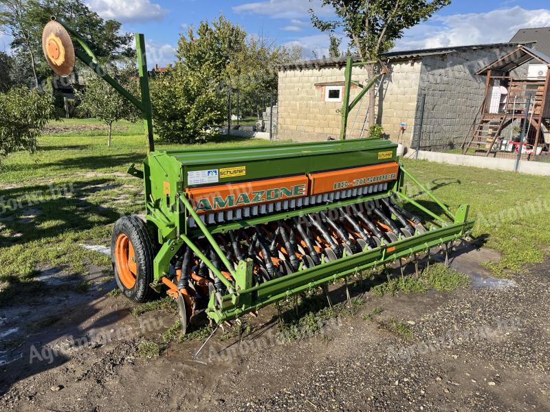 Amazone D8-30 Super 3m tárcsás gabonavetőgép