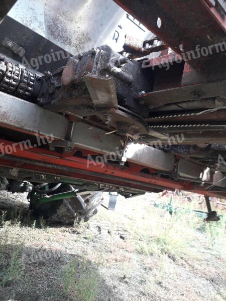 Kukorica adapter John Deere kombájnra eladó