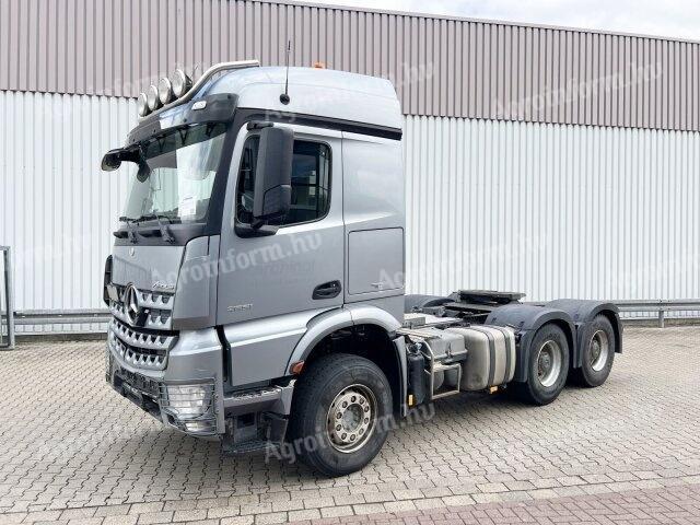 Mercedes-Benz Arocs 2651 LS 6x4 / 2014 / 452 825 km / Lízing 20%-tól