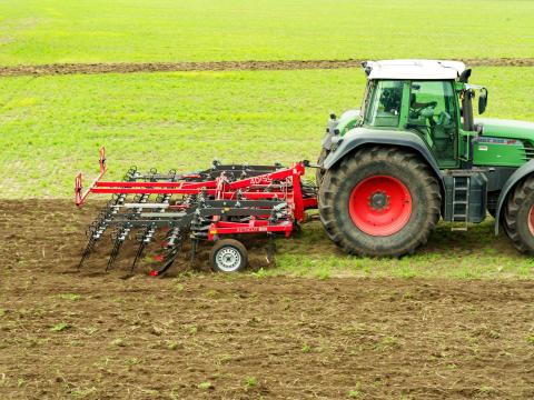 4DISC ActiCut 450 ultrasekély MinTill kultivátor – hatékony talajművelés és gyomirtás