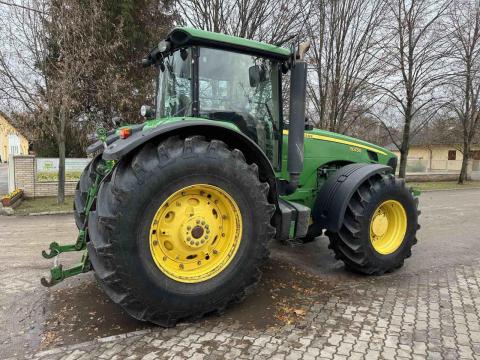 John Deere 8330 John Deere 8330