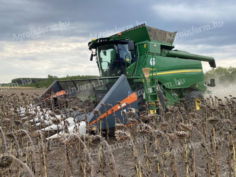 NAS-876 8 soros napraforgó vágóasztal eladó