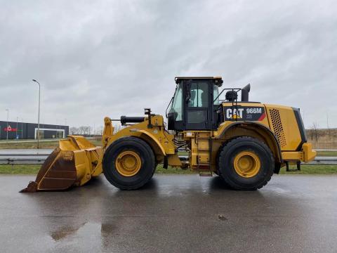 Caterpillar 966M XE / 2014 / 16 034 üzemóra / Lízing 20%-tól