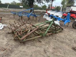 Összecsukható fogas borona