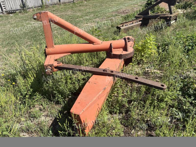 Eladó 1,4 méteres húzólap mezőgazdasági géphez