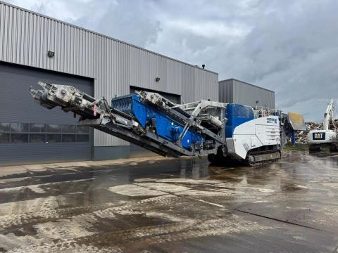 Kleemann MR130 ZS Evo 2 / 2015 / 4549 üzemóra / Lízing 20%-tól Kleemann MR130 ZS Evo 2 / 2015 / 4549 üzemóra / Lízing 20%-tól