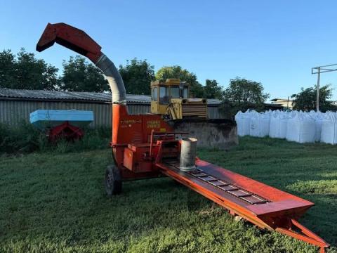 Eladó azonnal használható ágaprító, láncos behordóval, TLT hajtással