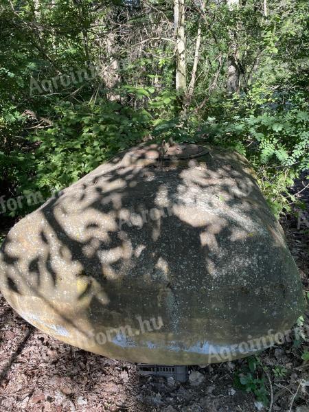 Vízestartályok eladók 2000-2500 literes méretben