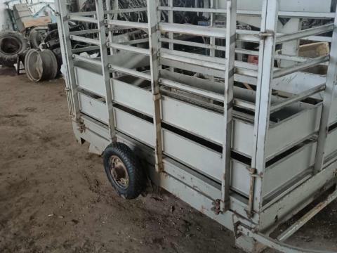 1200 kg-ot mérő mobil állatmérleg újszerű állapotban 1200 kg-ot mérő mobil állatmérleg újszerű állapotban