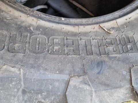 480/70 r28 Trelleborg gumiabroncs eladó 480/70 r28 Trelleborg gumiabroncs eladó