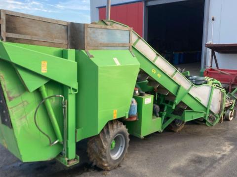 Almabetakarító gép eladó