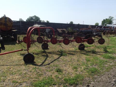 Eladó Sokoro RSV 701-es 7 csillagkerekes rendsodró