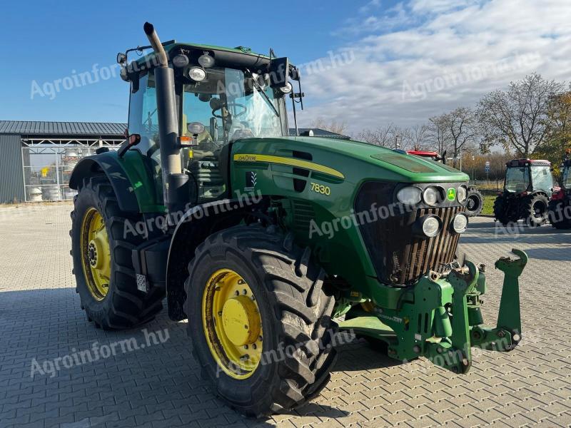 John Deere 7830, 20+20 fokozatú AutoQuad váltóval, készletről