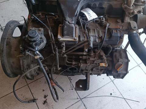 Yanmar-KOMATSU 4D98E dízel motor eladó Yanmar-KOMATSU 4D98E dízel motor eladó