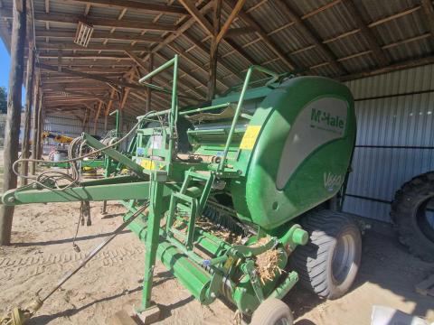 Eladó McHale V660 hevederes körbálázó Eladó McHale V660 hevederes körbálázó