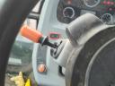 Valtra A104 homlokrakodóval és MTZ 820 eladó