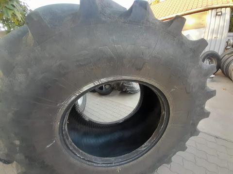 650/75r32 Rosava használt gumi eladó 1db