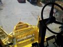 2000 New holland Önjáró tökmagkombájn