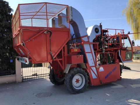 Dohány betakarító gép eladó Dohány betakarító gép eladó