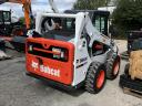 Eladó Bobcat S570 kompakt rakodó, raklapvillával és kiegészítőkkel