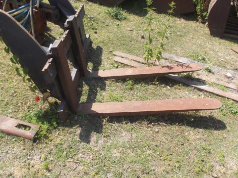 Venieri raklapvilla konzollal eladó