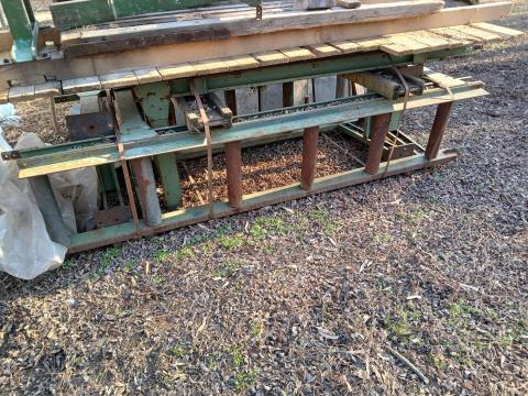 Görgős asztalok eladók